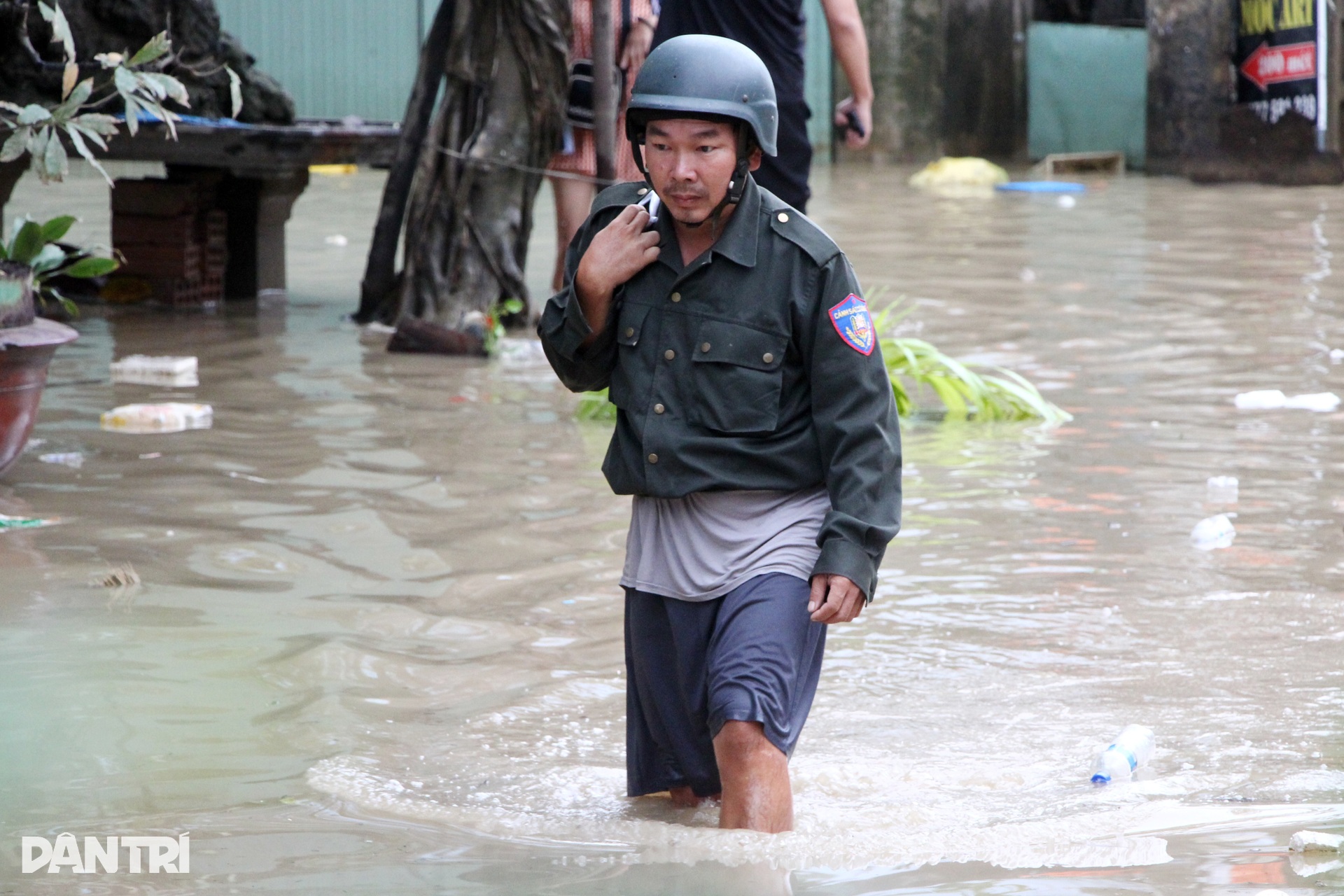 Lũ phá cửa cuốn trôi tài sản, nhiều gia đình trắng tay sau đại hồng thủy - 5