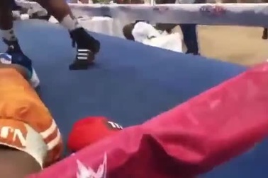 Võ sĩ quyền Anh tử vong sau những cú đấm trời giáng của đối thủ