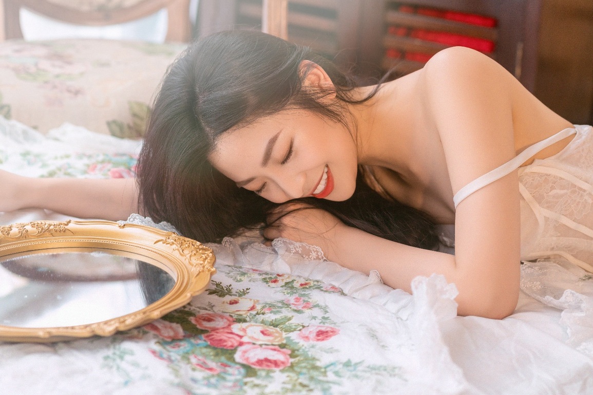 Hoa khôi kinh tế tốt nghiệp bằng Giỏi: Phụ nữ cần đặt mình ở vị trí số 1 - 6 Hoa khôi kinh tế tốt nghiệp bằng Giỏi: Phụ nữ cần đặt mình ở vị trí số 1 - 6