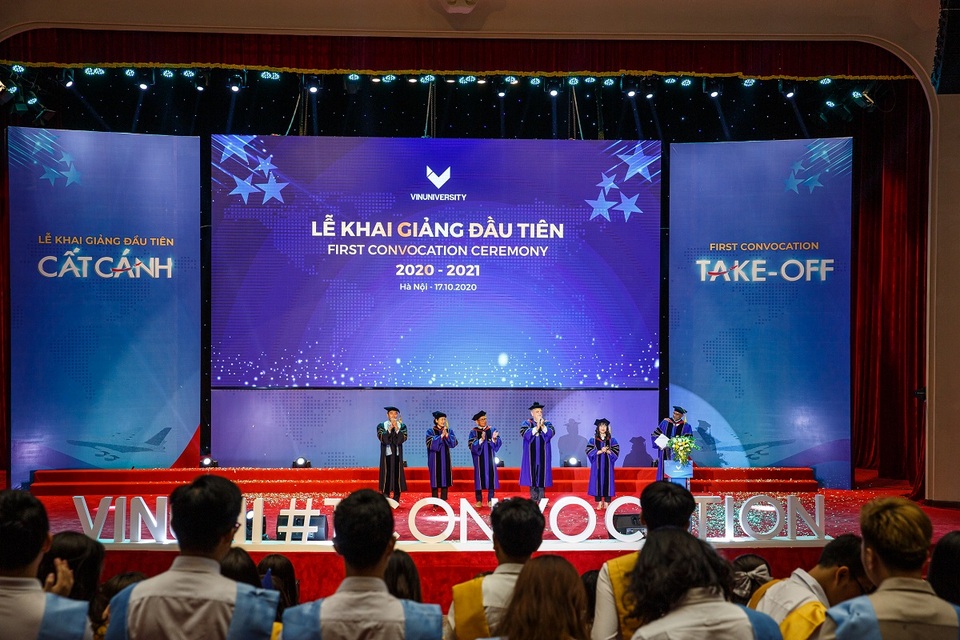 Trường đại học VinUni khai giảng năm học đầu tiên - 6 Trường đại học VinUni khai giảng năm học đầu tiên - 6