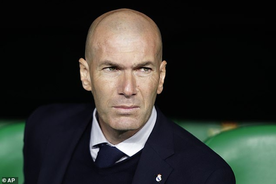 Thua sốc Betis, Real Madrid mất ngôi đầu bảng vào tay Barcelona - 2 Thua sốc Betis, Real Madrid mất ngôi đầu bảng vào tay Barcelona - 2