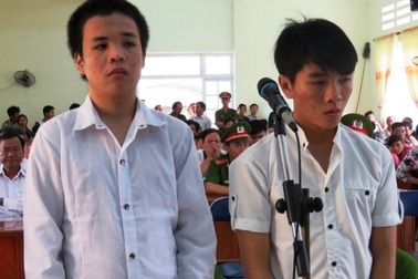 Hai kẻ bắt cóc con hàng xóm để tống tiền… chia nhau 25 năm tù