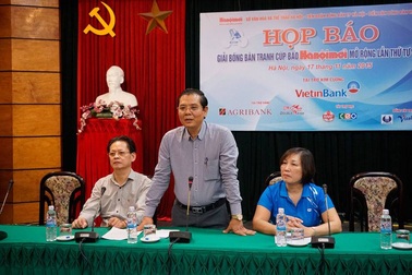 Sôi động giải bóng bàn tranh Cúp báo Hànộimới mở rộng