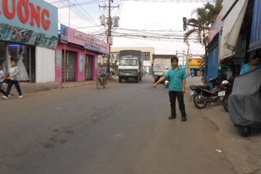 Nam công nhân bị đánh cướp tài sản giữa chốn đông người