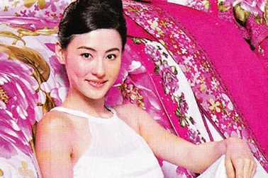 Trương Bá Chi được chào mời trở lại làng giải trí