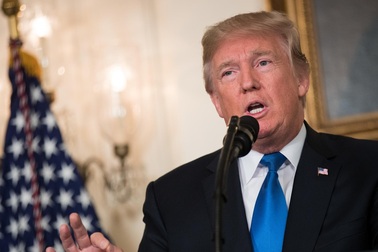 Ông Trump tuyên bố Mỹ rút khỏi thỏa thuận hạt nhân Iran