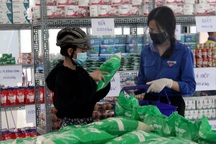 Đà Nẵng: Người dân gặp khó, có "Siêu thị 0 đồng"