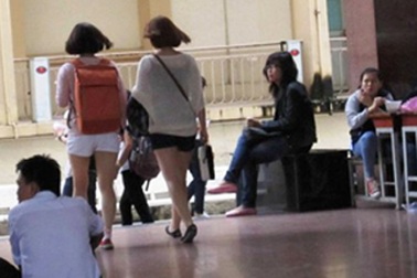 Giảng đường thành... sàn diễn thời trang