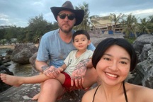 Chàng trai Úc yêu cô gái Việt sau một nụ cười dù không hiểu ngôn ngữ