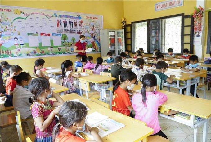 Một tiết học tại Trường PTDTBT-Tiểu học Keo Lôm, xã Keo Lôm, tỉnh Điện Biên. Ảnh: Xuân Tư /TTXVN