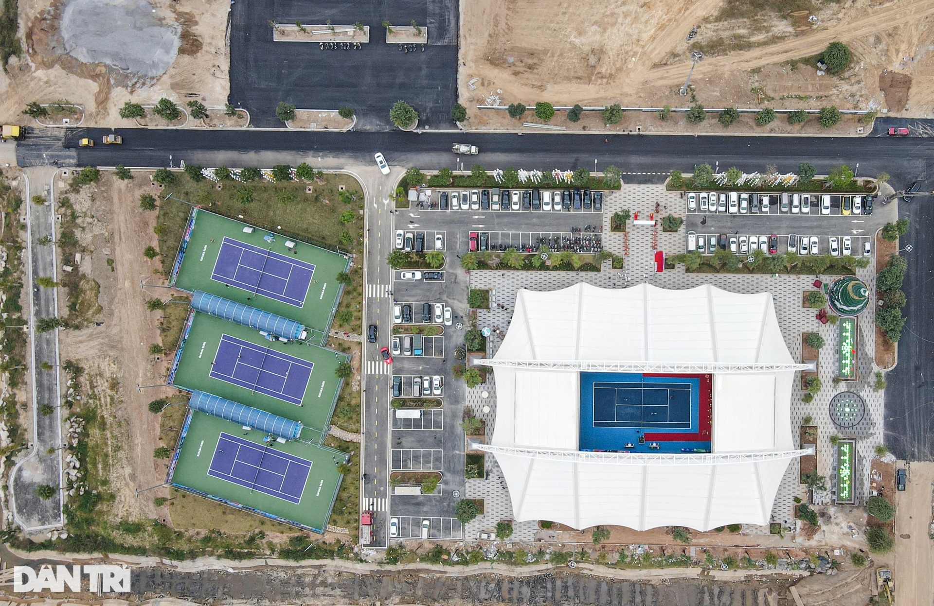 Cận cảnh tổ hợp sân quần vợt lớn và hiện đại nhất Việt Nam - 2