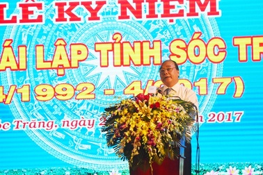 Thủ tướng: Sóc Trăng cần liên kết với các tỉnh để xây dựng đề án phát triển