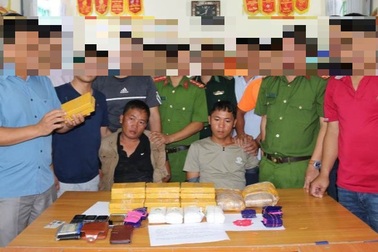 Bắt đường dây buôn ma túy xuyên quốc gia, thu 20 bánh heroin