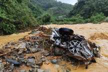 Đã tìm thấy thi thể 17 người mất tích trong ô tô bị sạt lở ở Cao Bằng