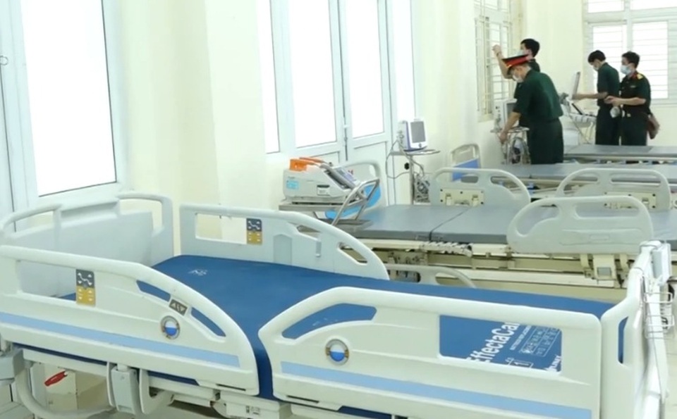Bắc Giang: Diễn biến dịch căng thẳng, quyết tâm không để bệnh nhân tử vong - 1 Bắc Giang: Diễn biến dịch căng thẳng, quyết tâm không để bệnh nhân tử vong - 1