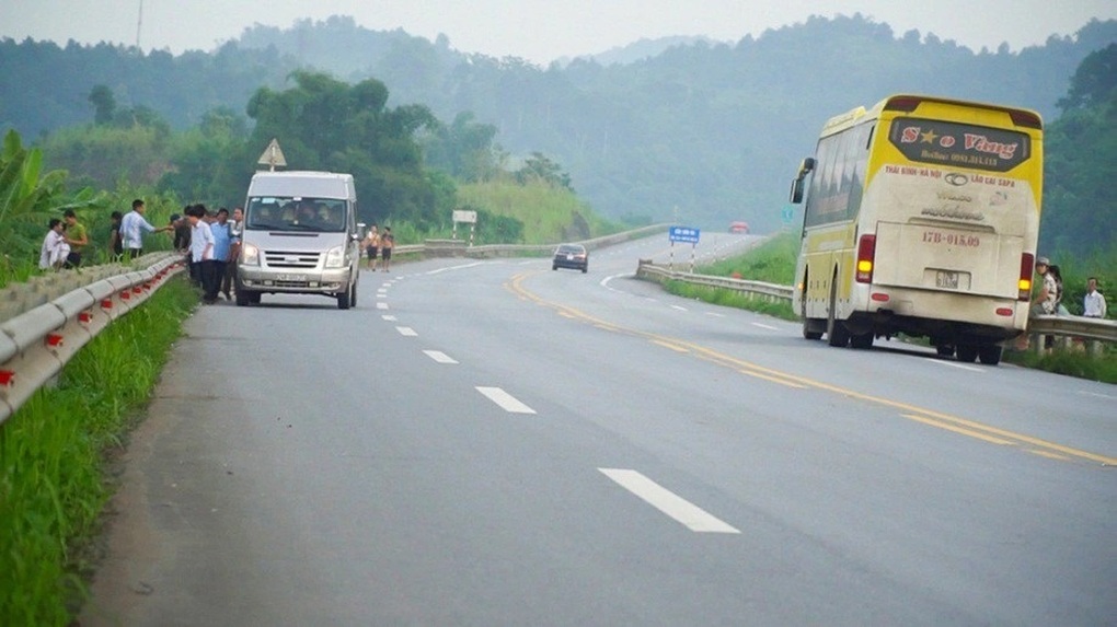 Kiến nghị mở rộng cao tốc Nội Bài - Lào Cai lên 4 làn xe - 1 Kiến nghị mở rộng cao tốc Nội Bài - Lào Cai lên 4 làn xe - 1