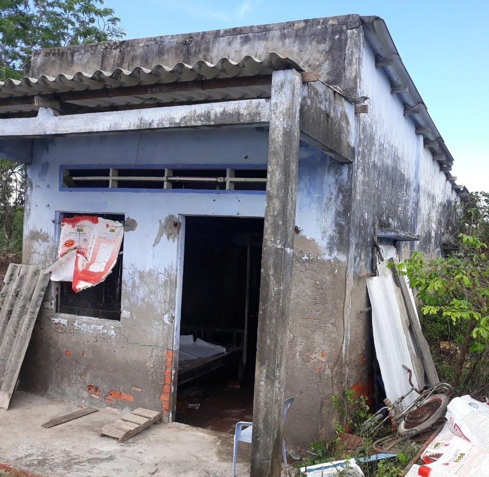 Gia đình xin không điều tra vụ cụ bà bị con dâu, cháu nội bỏ ở nhà hoang - 1 Gia đình xin không điều tra vụ cụ bà bị con dâu, cháu nội bỏ ở nhà hoang - 1