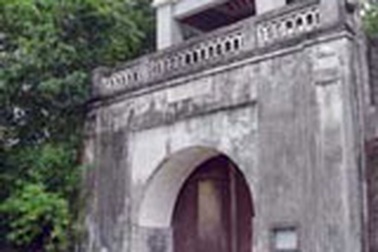 Tôn tạo thành cổ Sơn Tây: Cần nghe ý kiến nhân dân