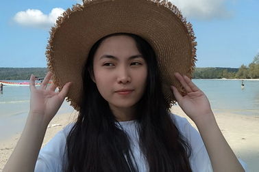 Nữ thủ khoa tiết lộ ngày học 8-10 tiếng