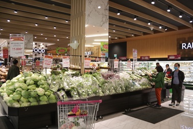 Hà Nội: Người dân thảnh thơi mua sắm ngày đầu cách ly toàn xã hội