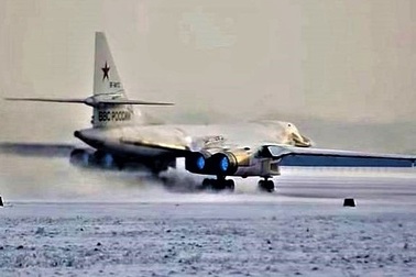 Công nghệ làm sân bay trên băng - chìa khóa giúp Nga chinh phục Bắc Cực