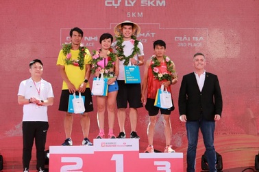 Masterise Homes tài trợ vàng giải Techcombank Marathon Quốc Tế TPHCM