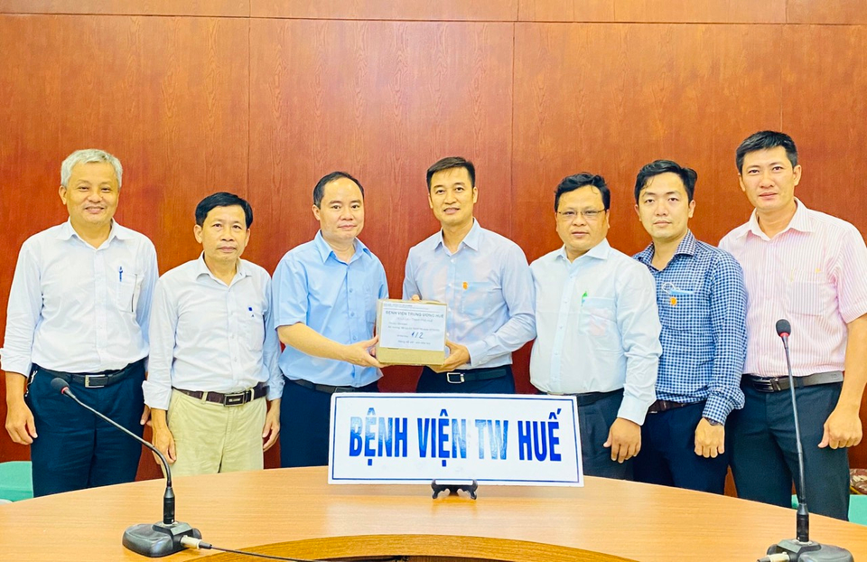 2 bệnh viện ở miền Trung tiếp nhận thuốc điều trị Covid-19 - 1 2 bệnh viện ở miền Trung tiếp nhận thuốc điều trị Covid-19 - 1