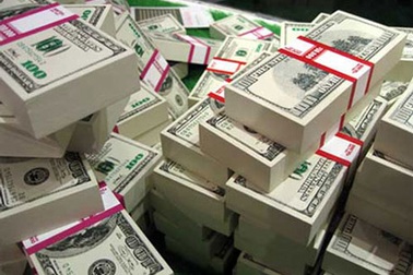 Nhà đầu tư ồ ạt rút tiền khỏi các thị trường mới nổi