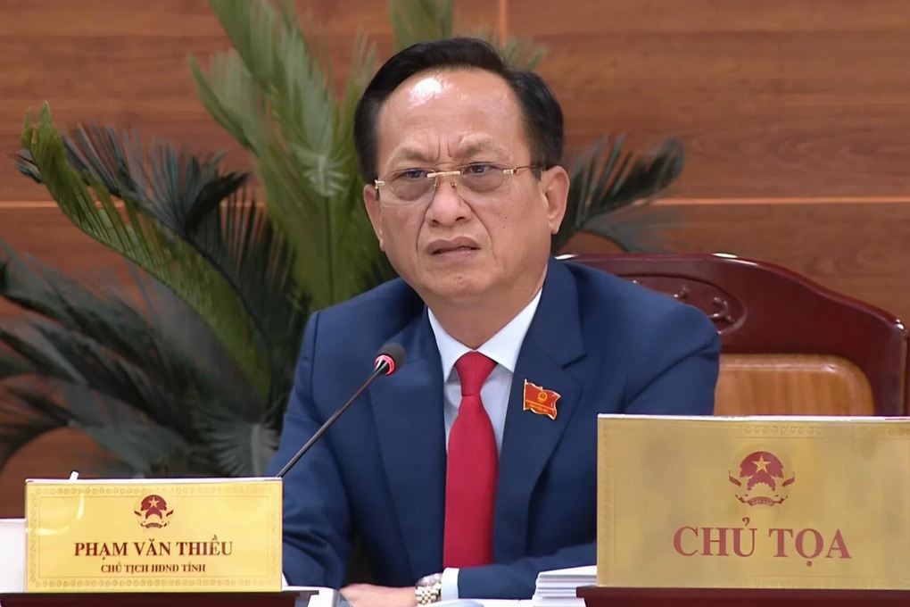 Đại biểu Cà Mau trăn trở vấn đề ô nhiễm, mong có thêm nhà máy xử lý rác - 2