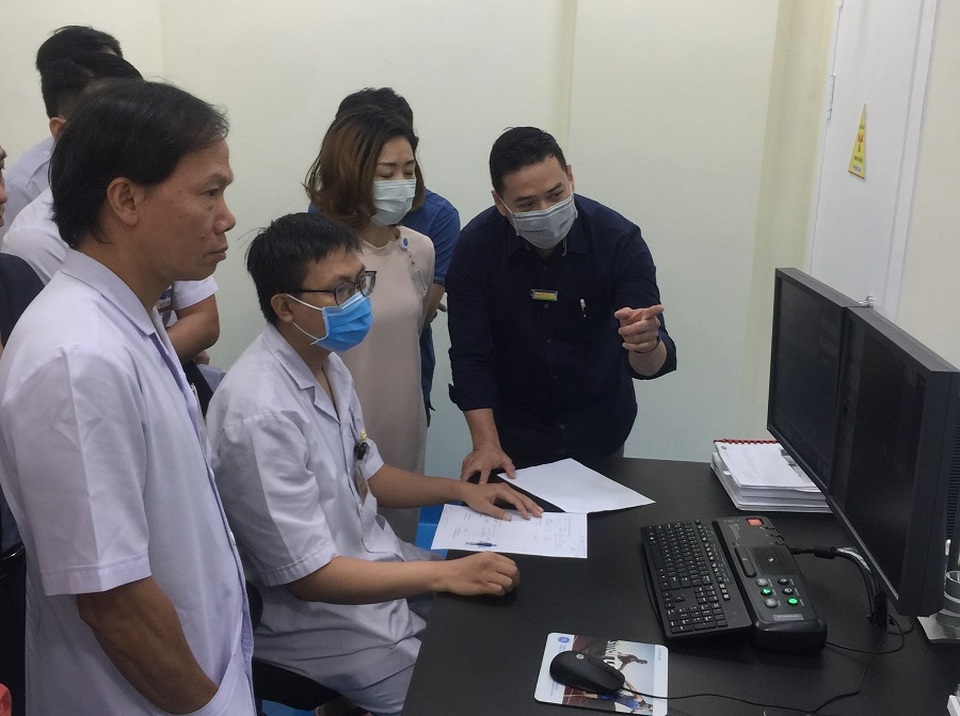 Hệ thống máy PET/CT giúp chẩn đoán, điều trị hiệu quả ung thư - 3 Hệ thống máy PET/CT giúp chẩn đoán, điều trị hiệu quả ung thư - 3