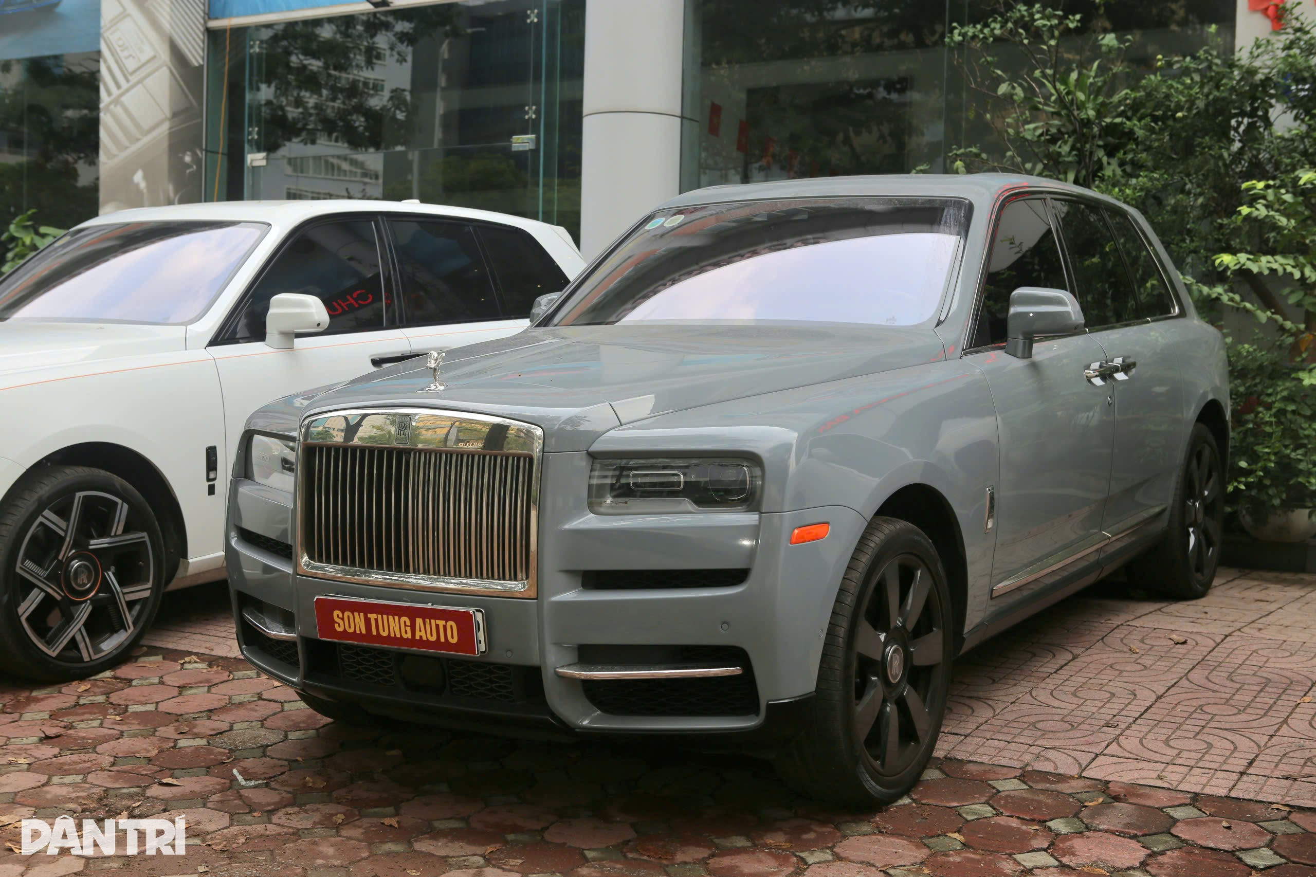 Gallery - Cận cảnh Rolls-Royce Cullinan chở G-Dragon tại Hà Nội | Báo Dân trí - image 18
