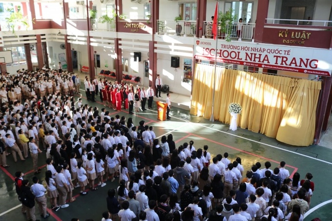 Từ ngày 28/11, học sinh của Trường iSchool Nha Trang đã đi học trở lại bình thường