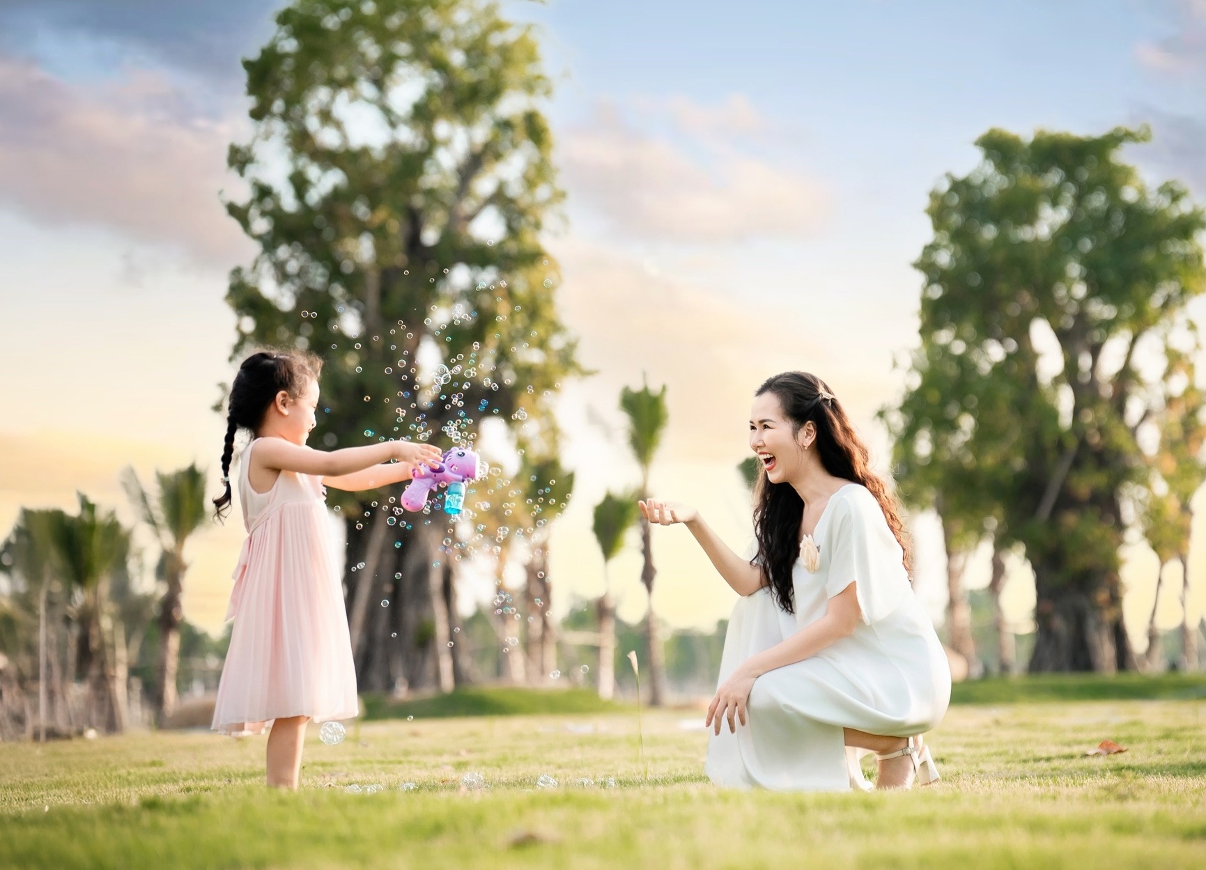 Võ Hạ Trâm hát Rực rỡ ngày mới, sự nghiệp thăng hoa sau bản hit tỷ view - 7 Võ Hạ Trâm hát Rực rỡ ngày mới, sự nghiệp thăng hoa sau bản hit tỷ view - 7