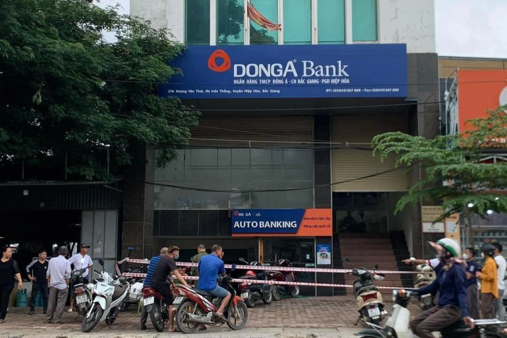 Bảo vệ ngân hàng Đông Á Bank ở Bắc Giang tử vong tại trụ sở - 1