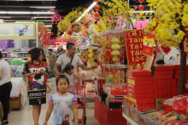 Rộn ràng sắc xuân -đến Lotte Mart là thấy Tết