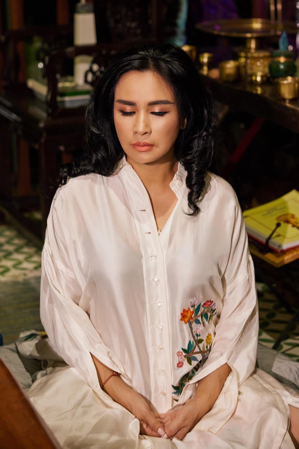 NSND Thanh Lam từng vướng tin đồn chia tay, vẫn gợi cảm dù đã 55 tuổi - 3 NSND Thanh Lam từng vướng tin đồn chia tay, vẫn gợi cảm dù đã 55 tuổi - 3