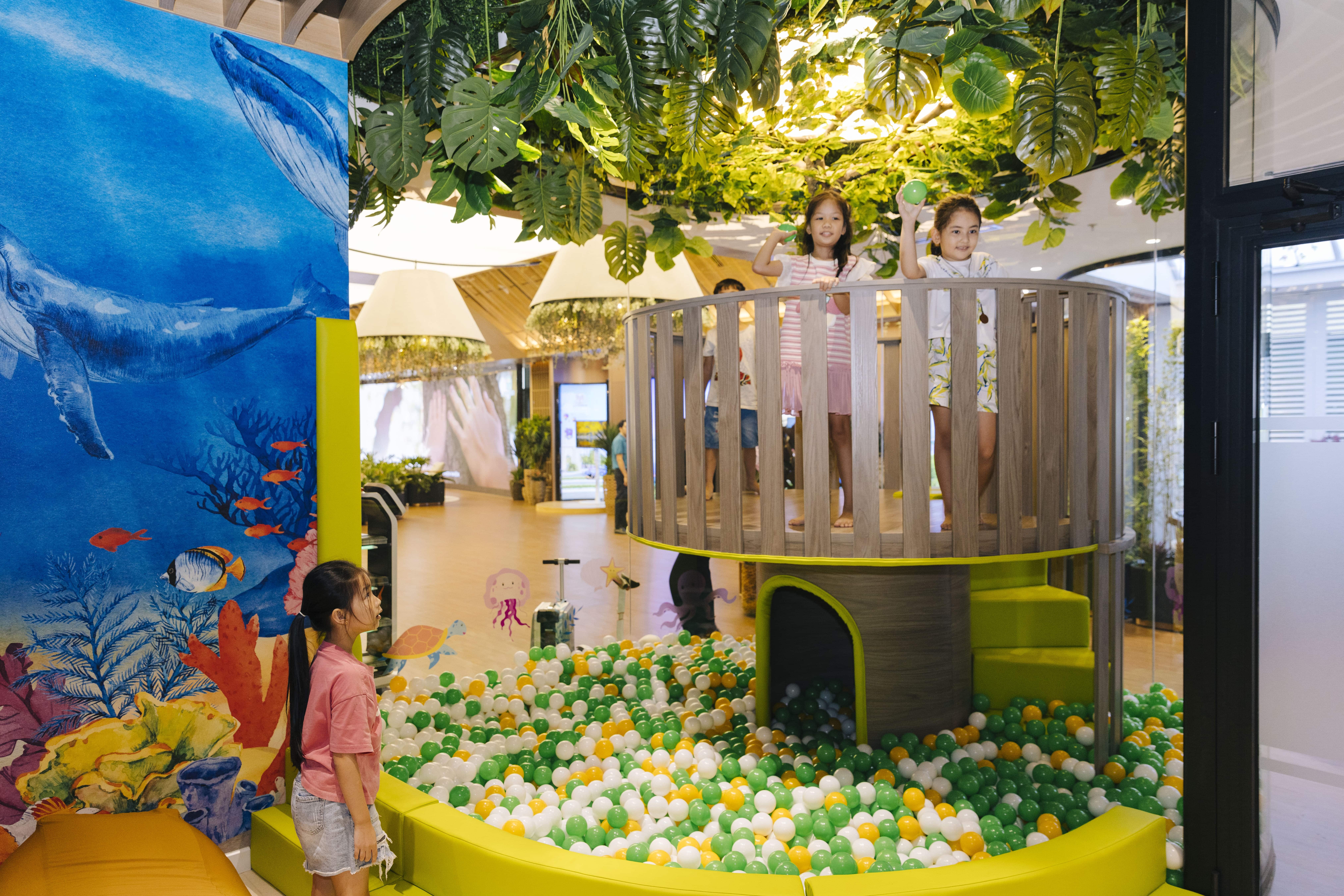 ساؤتھ سائگون - 6 میں فو لانگ پویلین اور ایسنسیا اسکائی ماڈل ہوم کا افتتاح Khai trương Phu Long Pavilion và nhà mẫu Essensia Sky tại Nam Sài Gòn - 6