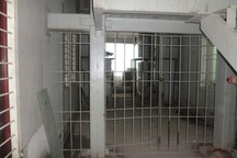 Chung cư cắt thang máy, bít lối thoát hiểm của dân