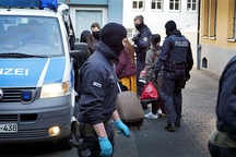 Đức bắt 9 nghi phạm người Việt trong đường dây buôn người