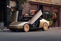 Tesla hứa hẹn mẫu Cybercab dùng pin cực nhỏ, đi được 483km/lần sạc