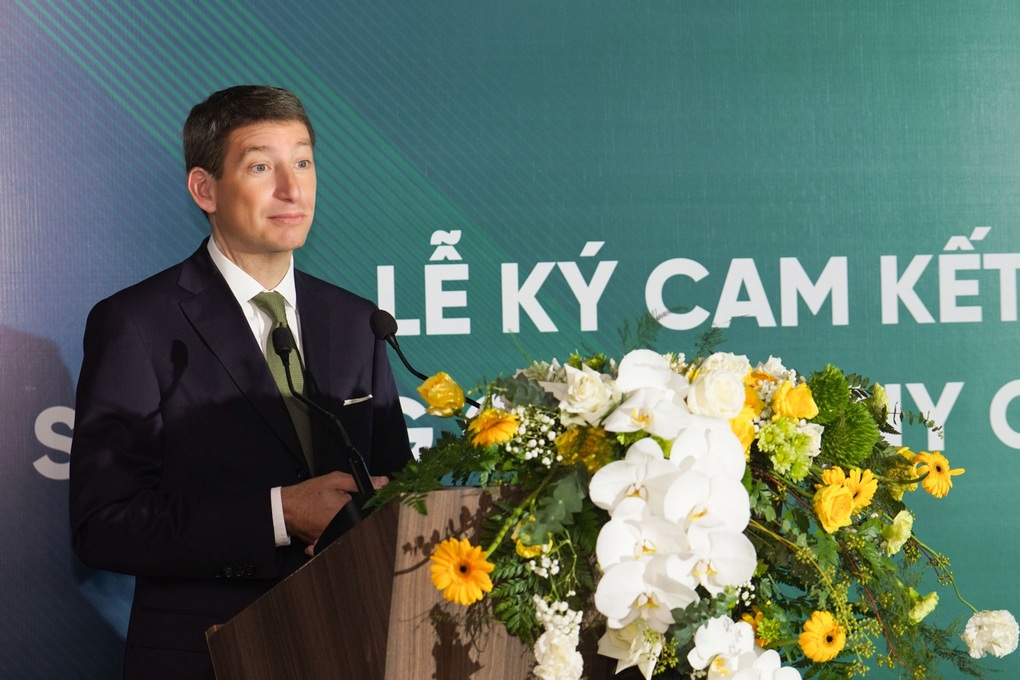 VPBank và DFC ký cam kết khoản vay song phương trị giá 300 triệu USD - 1 VPBank và DFC ký cam kết khoản vay song phương trị giá 300 triệu USD - 1