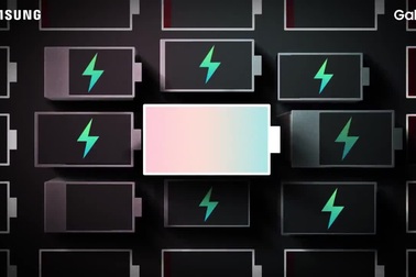 Video hé lộ tính năng sạc ngược không dây trên Galaxy S10