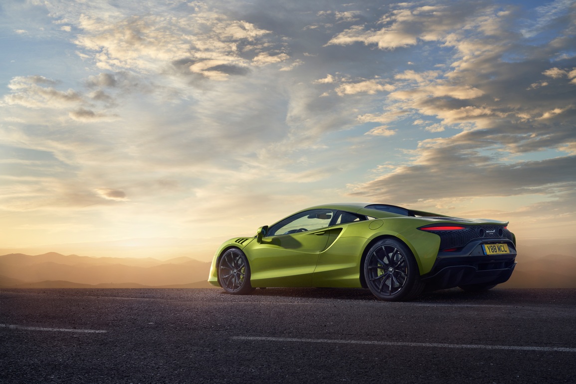 Xe hybrid hiệu suất cao McLaren Artura trình làng - 14 Xe hybrid hiệu suất cao McLaren Artura trình làng - 14
