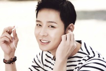 4 cô gái rút đơn kiện, Park Yoo Chun vẫn bị kết tội xâm hại tình dục