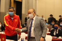 Báo Indonesia chỉ ra điểm bất thường, cho rằng HLV Park Hang Seo lo lắng