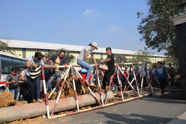 Phó Thủ tướng chỉ đạo xử lý vụ đổ đất bít cổng công ty Nhật