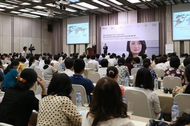 Gần 600 cán bộ y tế tham gia tập huấn về Hóa sinh Lâm sàng và Kỹ thuật y học