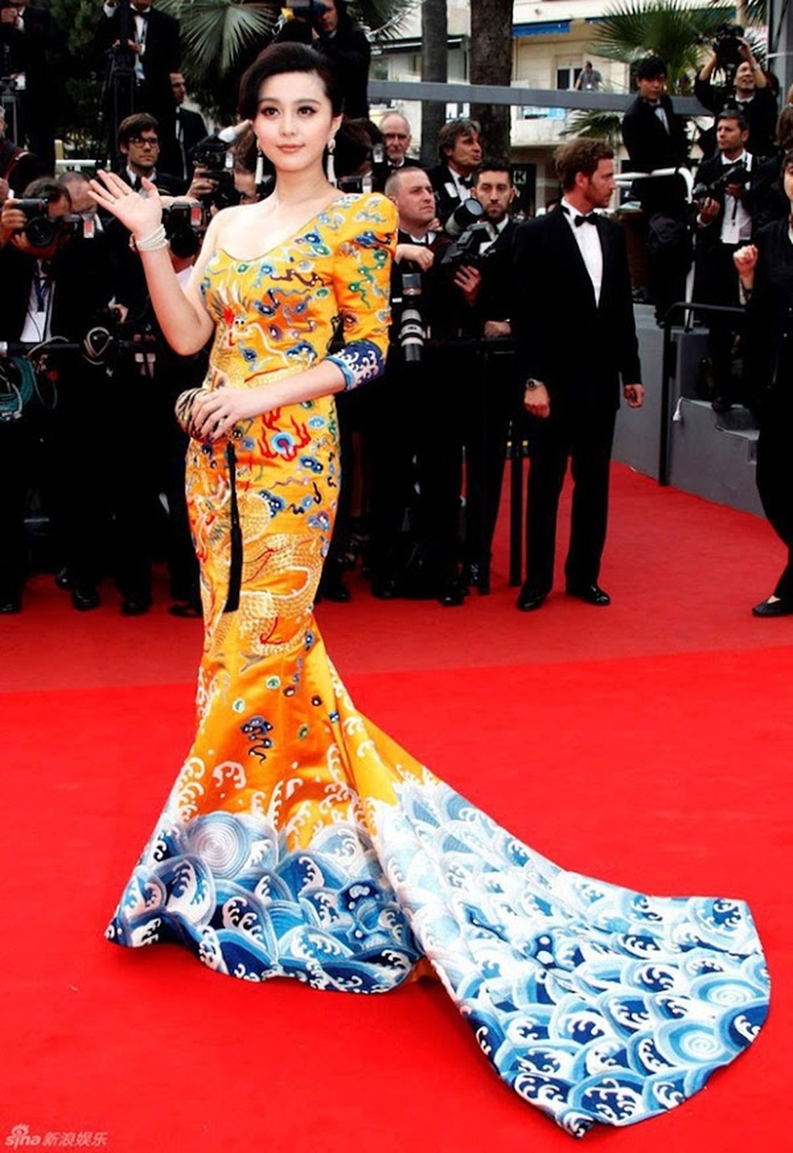 Trước Lý Nhã Kỳ, loạt nữ thần châu Á từng oanh tạc thảm đỏ Cannes - 1 Trước Lý Nhã Kỳ, loạt nữ thần châu Á từng oanh tạc thảm đỏ Cannes - 1