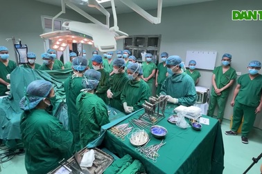 BV Việt Đức thực hiện ca ghép đồng thời tim - gan lần đầu tiên tại Việt Nam