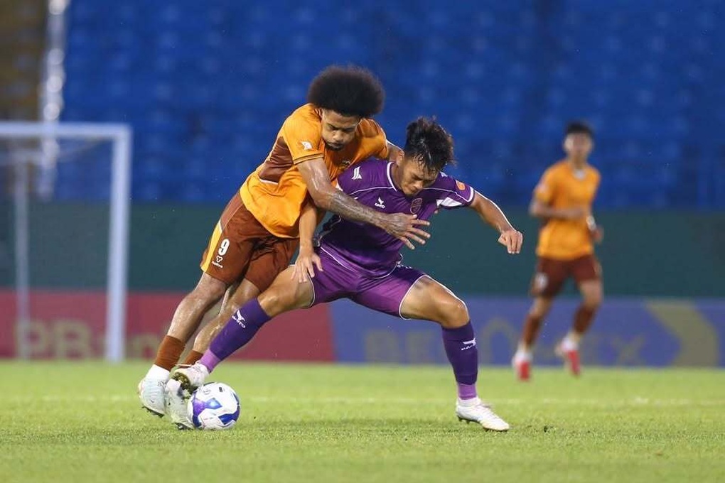 SHB Đà Nẵng trụ hạng, PVF-CAND đá play-off, Becamex TPHCM xuống hạng - 2